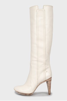 White leather boots