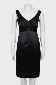 Black sleeveless midi dress