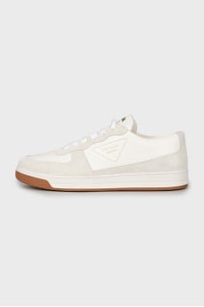 Men's sneakers with signature logo