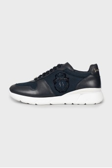 Men's sneakers with patch