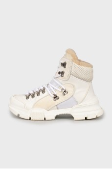 White Flashtrek boots