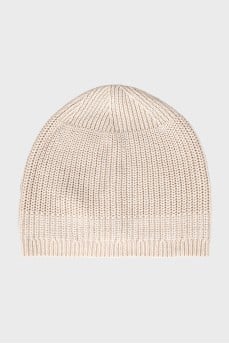 Knitted hat made of linen and cotton