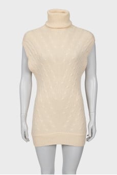 Beige cashmere vest