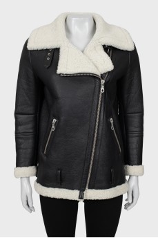 Leather coat with oblique zipper
