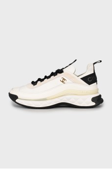 Combination sneakers with gold logo