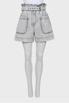 Gray denim shorts with belt