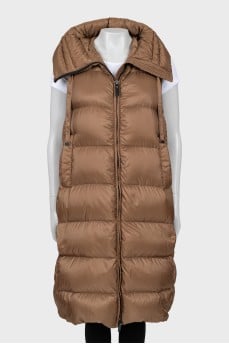 The cube vest with tag