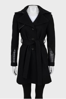 Fitted coat with leather inserts