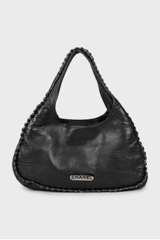Hobo bag decorated with chain