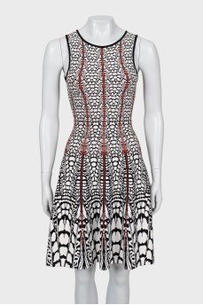 Sleeveless knitted dress