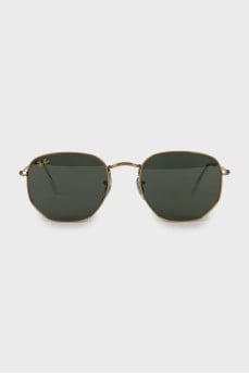 Sunglasses with green lenses