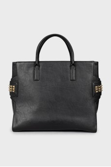 Tote bag decorated with studs
