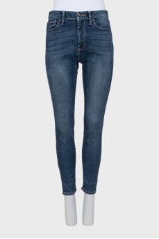 Blue cropped jeans