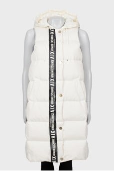 Quilted vest with gold buttons