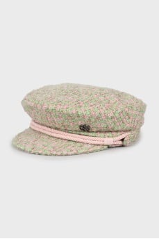 Combined color cap with tag