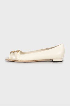 Leather ballet shoes with gold logo