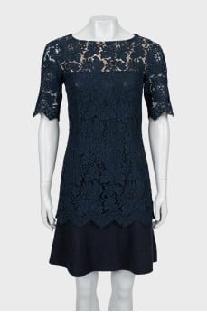 Guipure dress with short sleeves