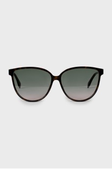 wayfarer sunglasses with speckled frame