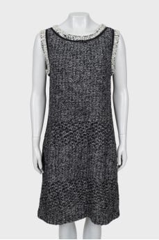 Sleeveless knitted dress