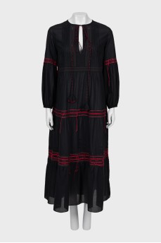 Loose fit embroidered dress