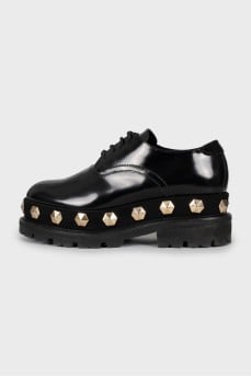 Patent leather shoes with chunky soles