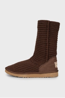 Brown knitted boots