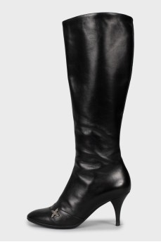 Black high heel boots