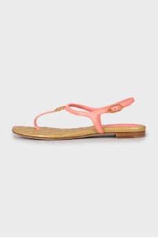 Leather sandals with logo