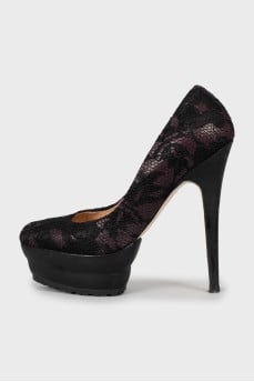Shoes decorated with lace