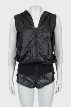 Tracksuit with shorts