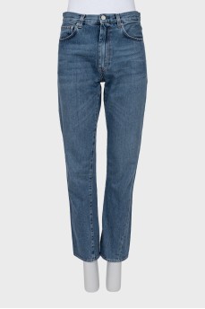 Blue jeans with asymmetric seams