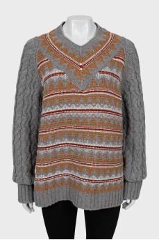 Knitted cashmere sweater with tag