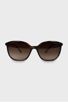 Wayfarer sunglasses with rhinestones