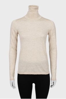 Wool golf with tag