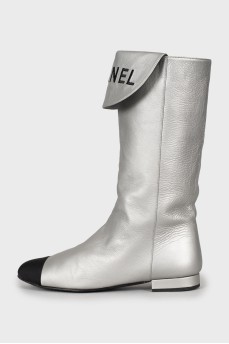Silver boots with textile toe