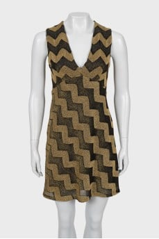 Sleeveless V-neck dress