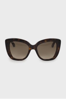 Sunglasses with cat eye print