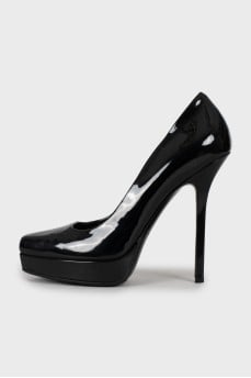 Black patent leather high heels