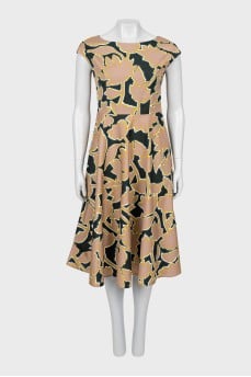 Slim fit print dress