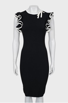 Bodycon dress with ruffled sleeves