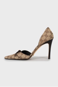 Signature print heels