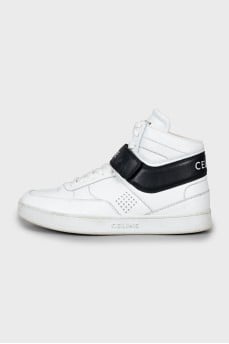 Leather sneakers with logo