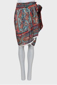 Wrap skirt in paisley print