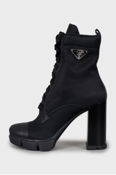 Logo high heel boots