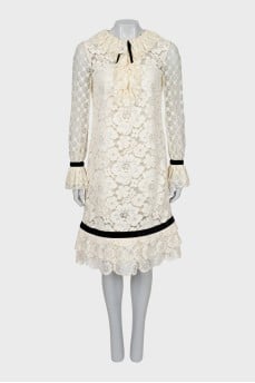 A-line lace dress with ruffles