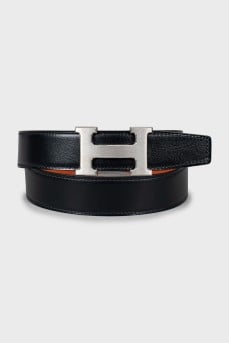 Reversible belt with silver buckle
