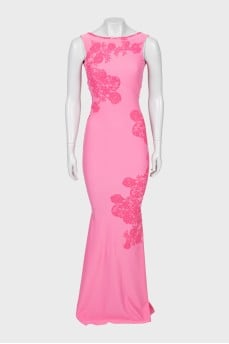 Bodycon dress decorated with lace