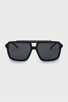 Black rectangular sunglasses