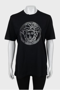 Black T-shirt with signature decor