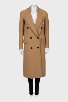 Wool coat with accent buttons